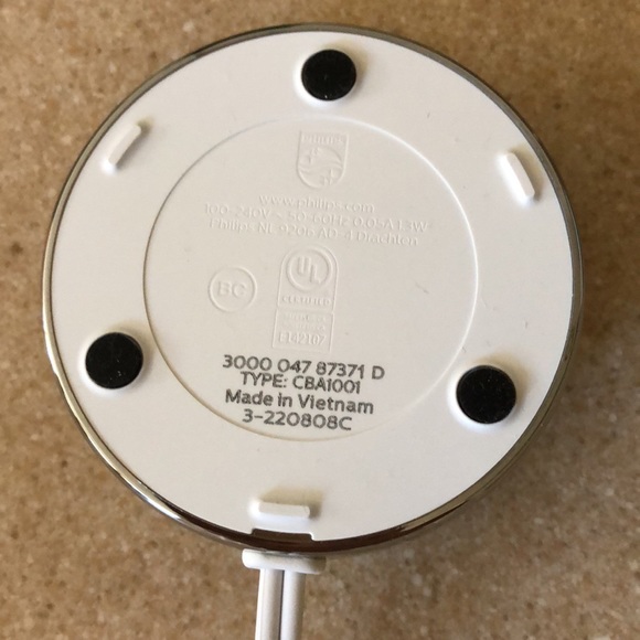 NWOT Phillips Sonicare Toothbrush Charger with hygienic cover - Picture 6 of 11